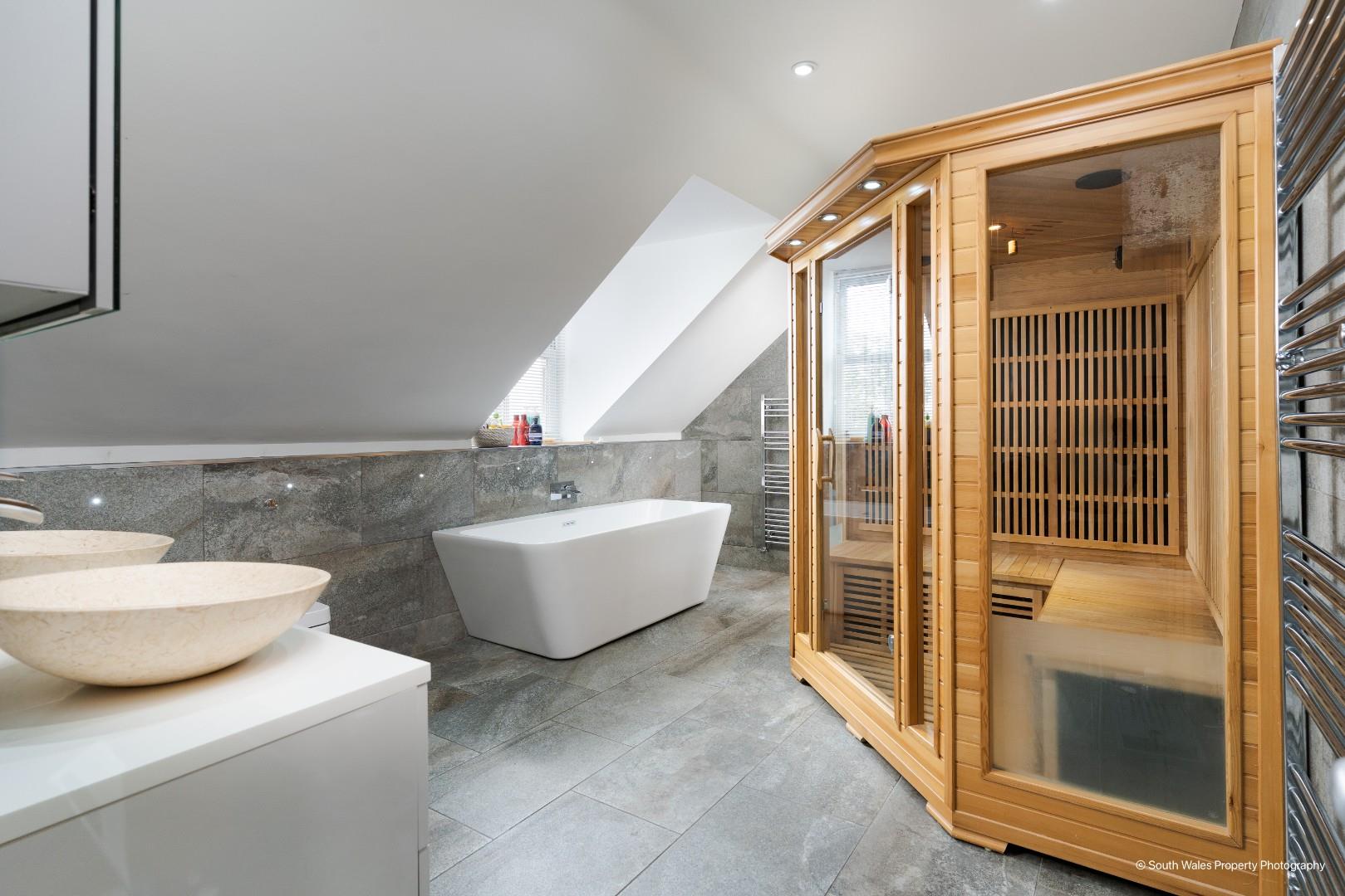 38 Victoria Road, Penarth, CF64 3HX